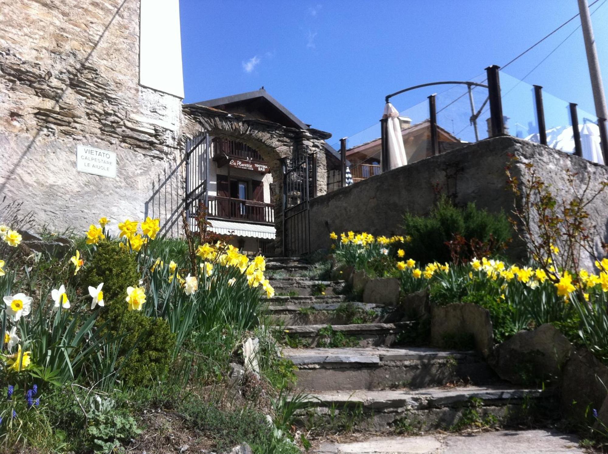 La Placette - Albergo Diffuso E Trattoria Usseaux 外观 照片