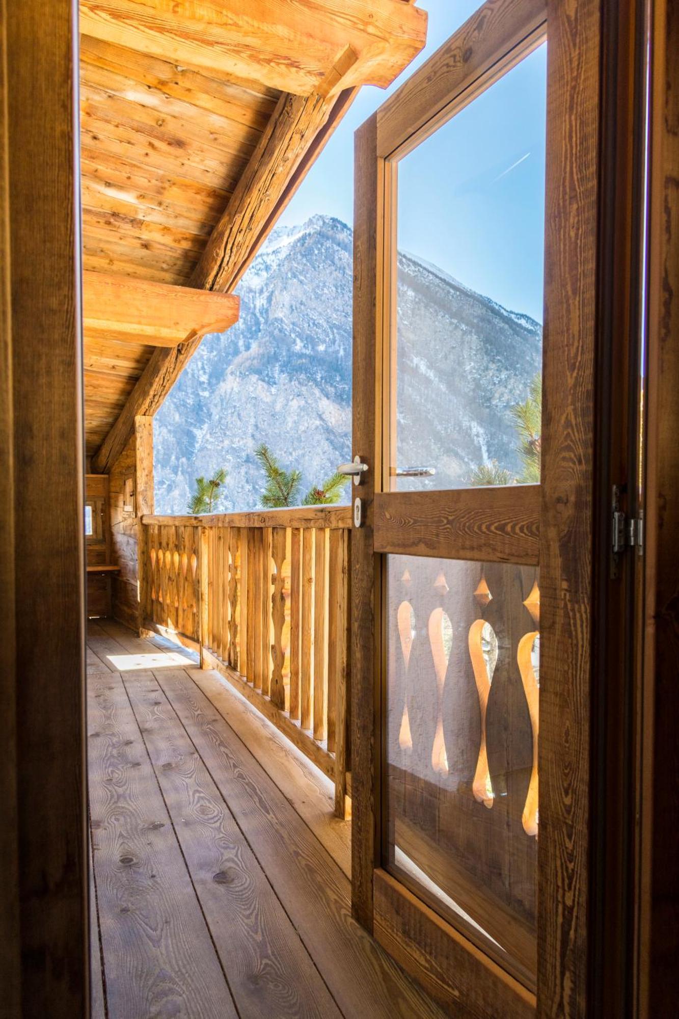 La Placette - Albergo Diffuso E Trattoria Usseaux 外观 照片