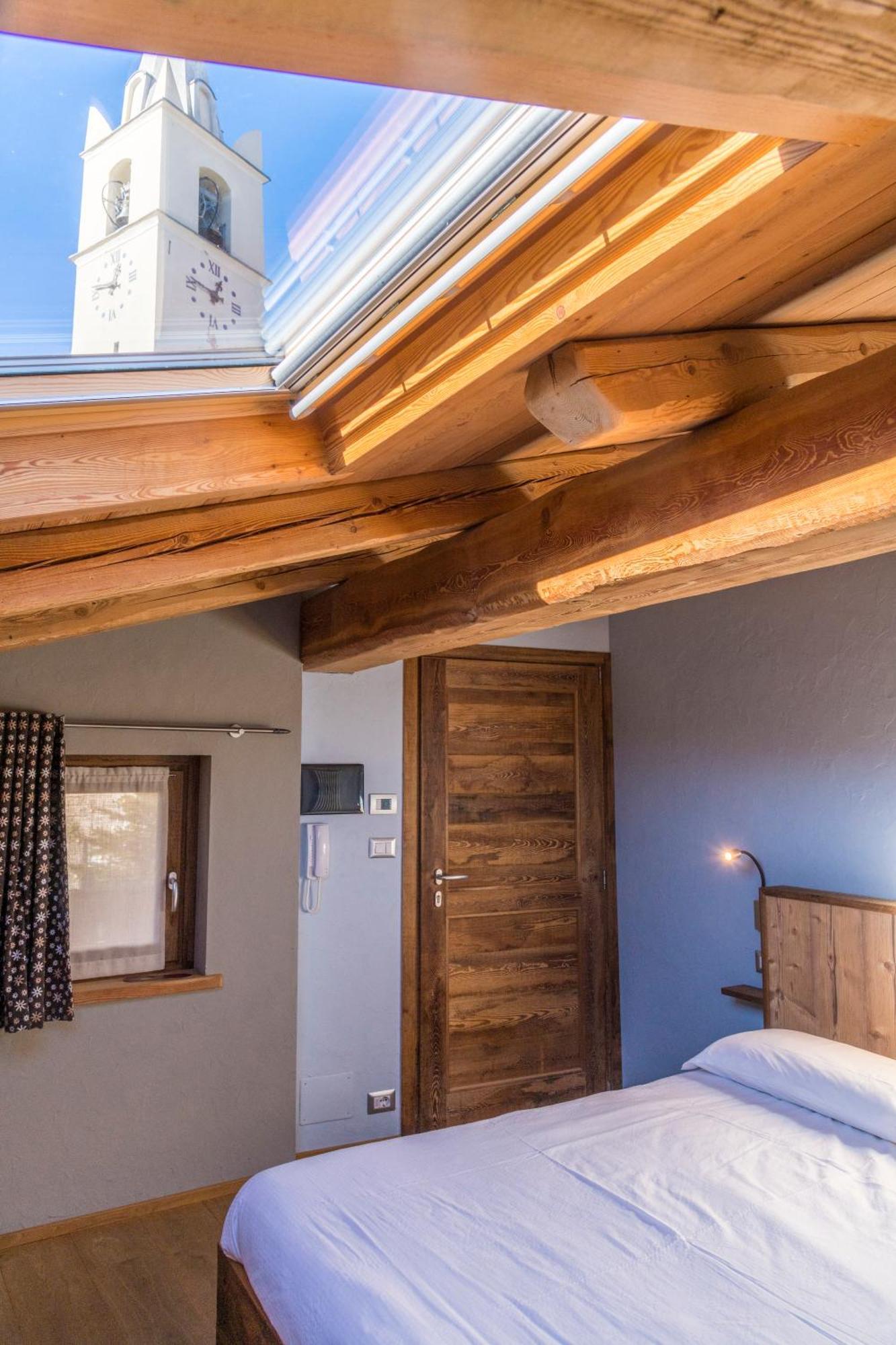 La Placette - Albergo Diffuso E Trattoria Usseaux 外观 照片