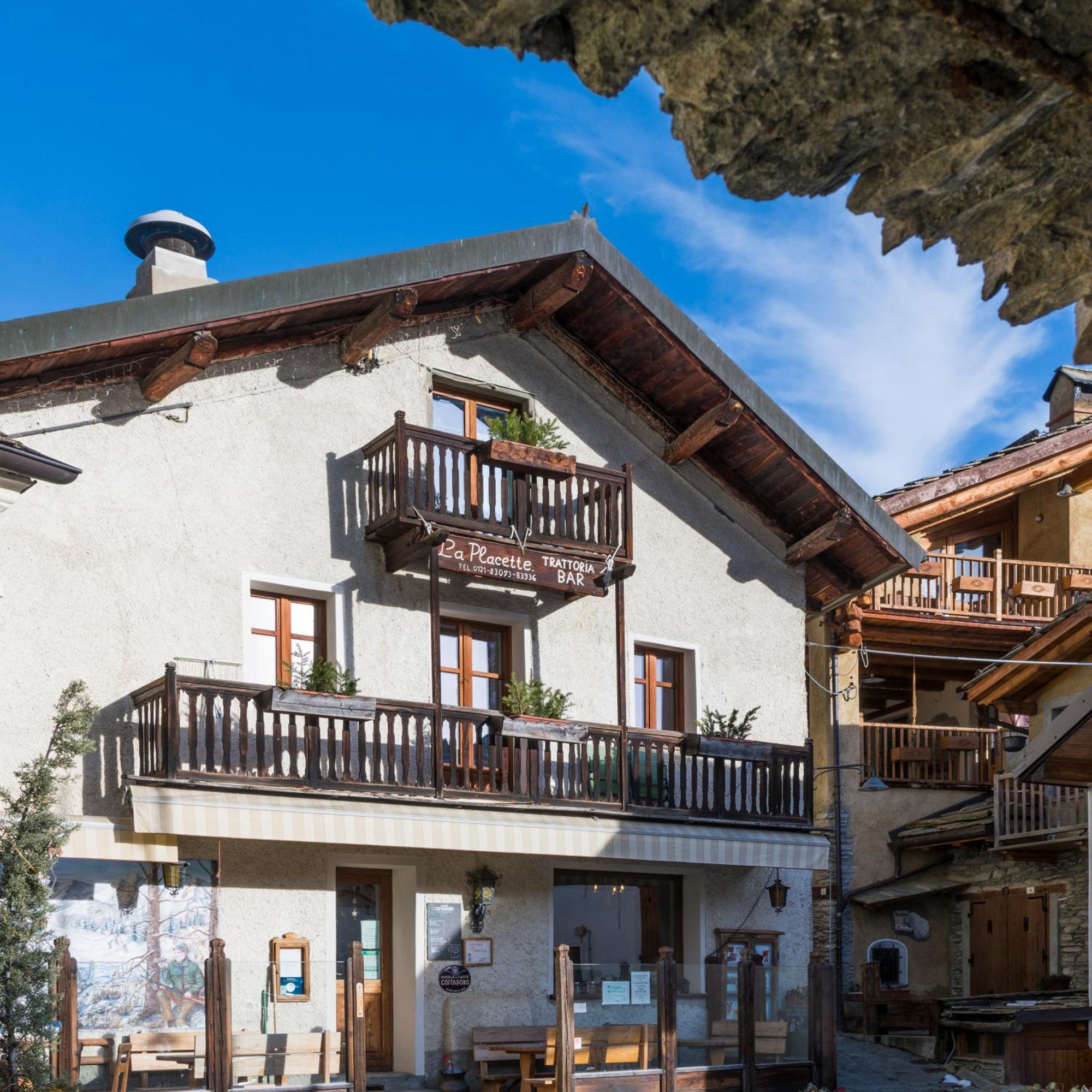 La Placette - Albergo Diffuso E Trattoria Usseaux 外观 照片