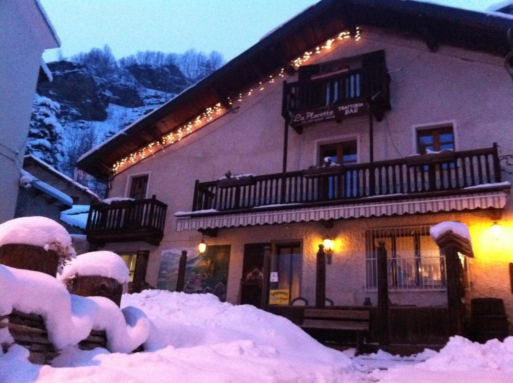 La Placette - Albergo Diffuso E Trattoria Usseaux 外观 照片