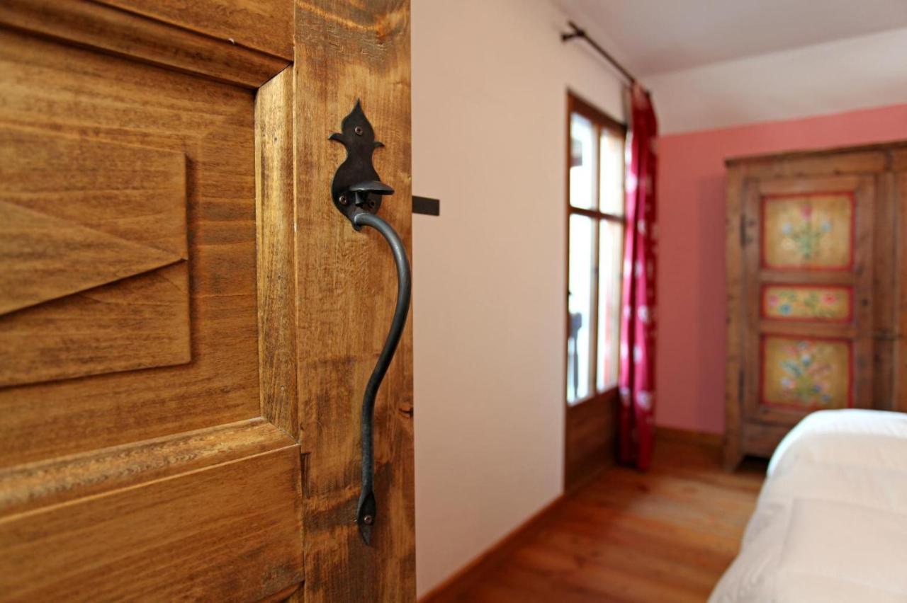 La Placette - Albergo Diffuso E Trattoria Usseaux 外观 照片